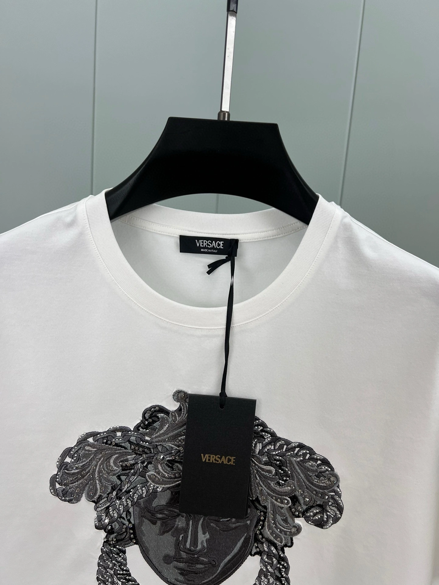 wg.luxury- V5rs135 embroidery 2Colour item:E-F409A0405-2